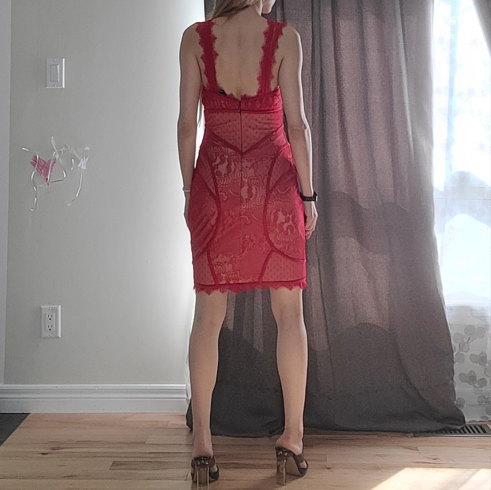BEBE red lace dress